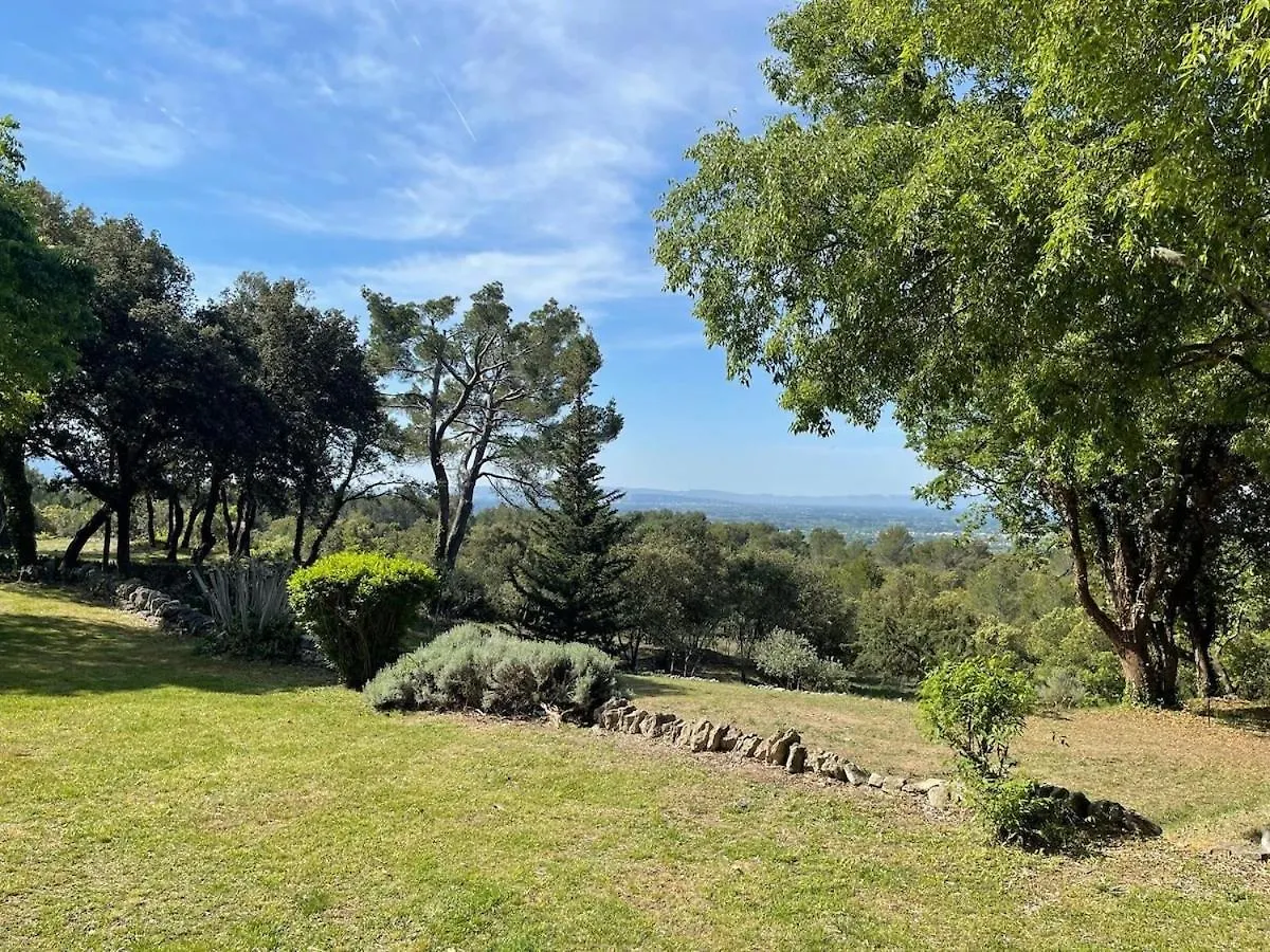 Gite Lavande Jardin 33 Hectares Avec Piscine Au Coeur De Provence Saumane-de-Vaucluse 0*,