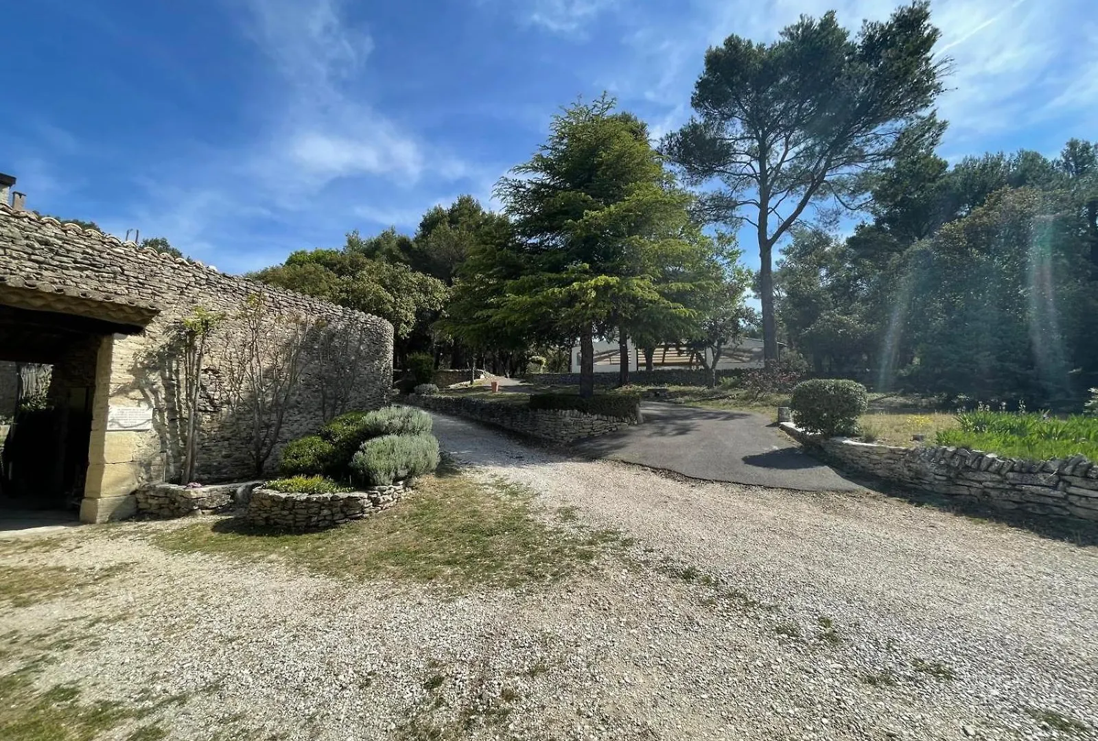 Gite Lavande Jardin 33 Hectares Avec Piscine Au Coeur De Provence Saumane-de-Vaucluse 0*,  France