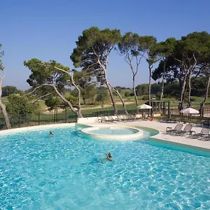 Madame Provence Country Club Saumane-de-Vaucluse